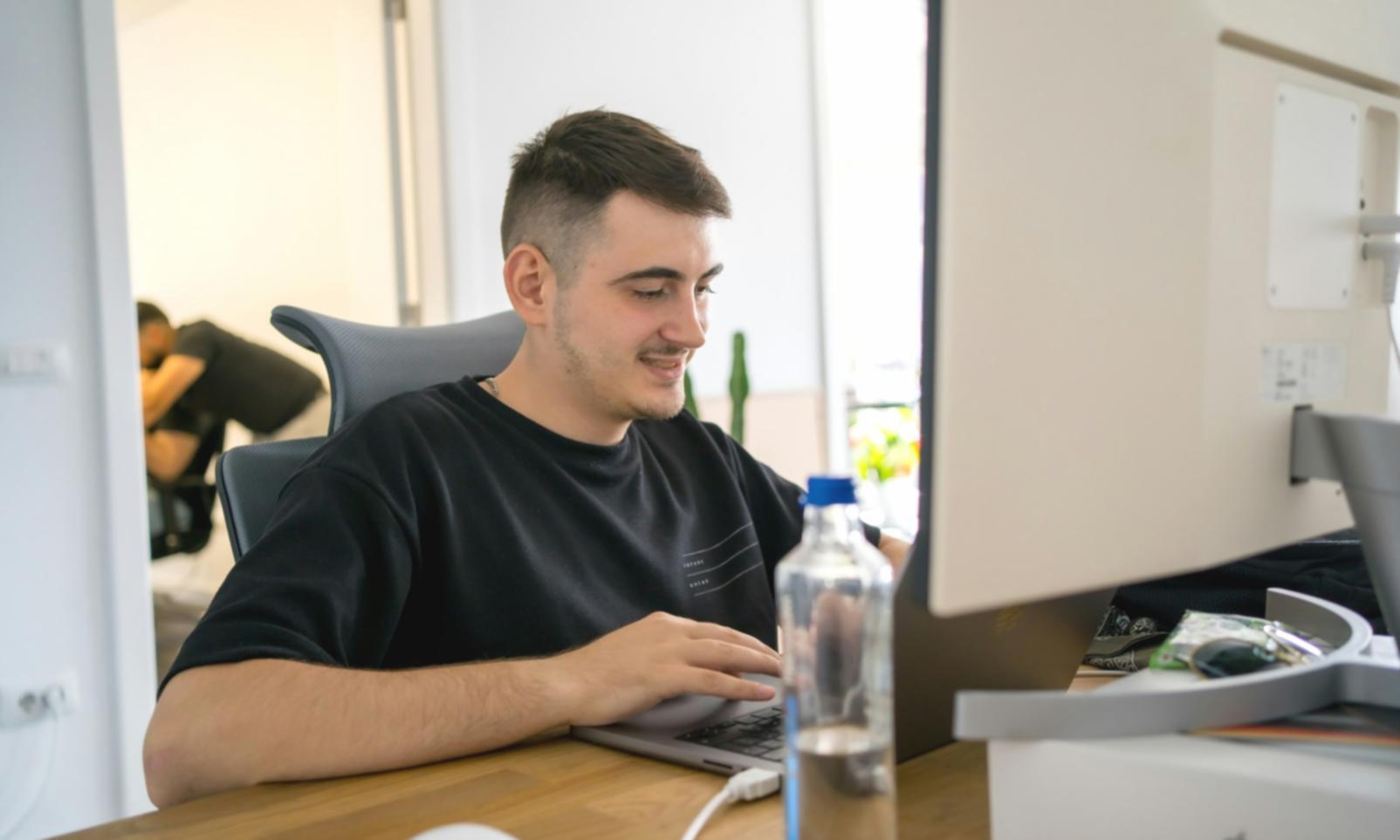 Analyse approfondie d'états financiers avec graphiques et tableaux